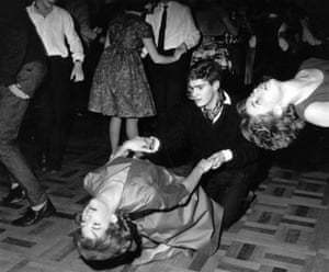 Dancers doing the twist in London, 1961