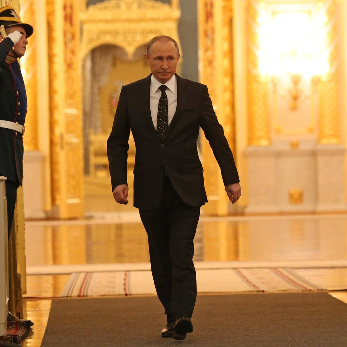 Walk Like The Kgb Get Vladimir Putin S Gunslinger Gait World