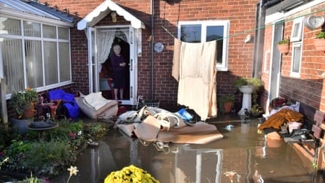 'I had no warning at all': floods submerge Doncaster village – video 