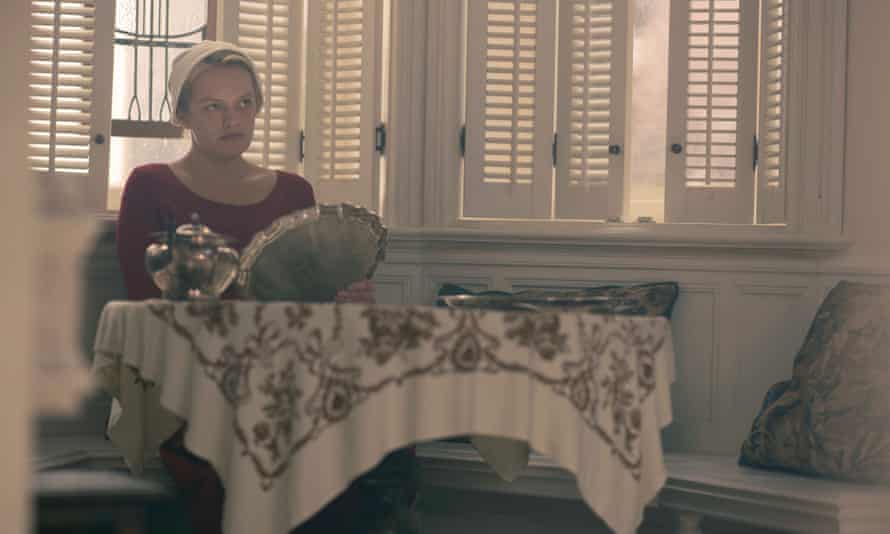 June (Elizabeth Moss)