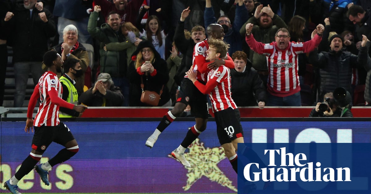 Mads Roerslev’s late winner gives Brentford victory over Aston Villa