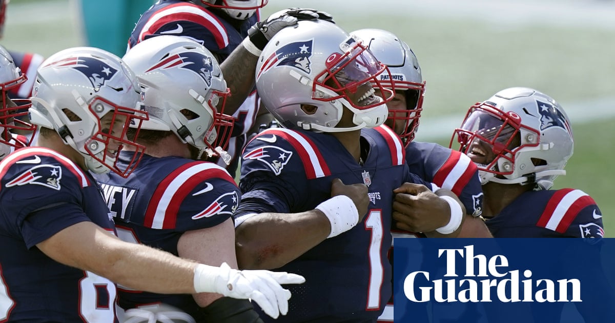 Cam Newton runs for two TDs as Patriots start post-Brady era with victory