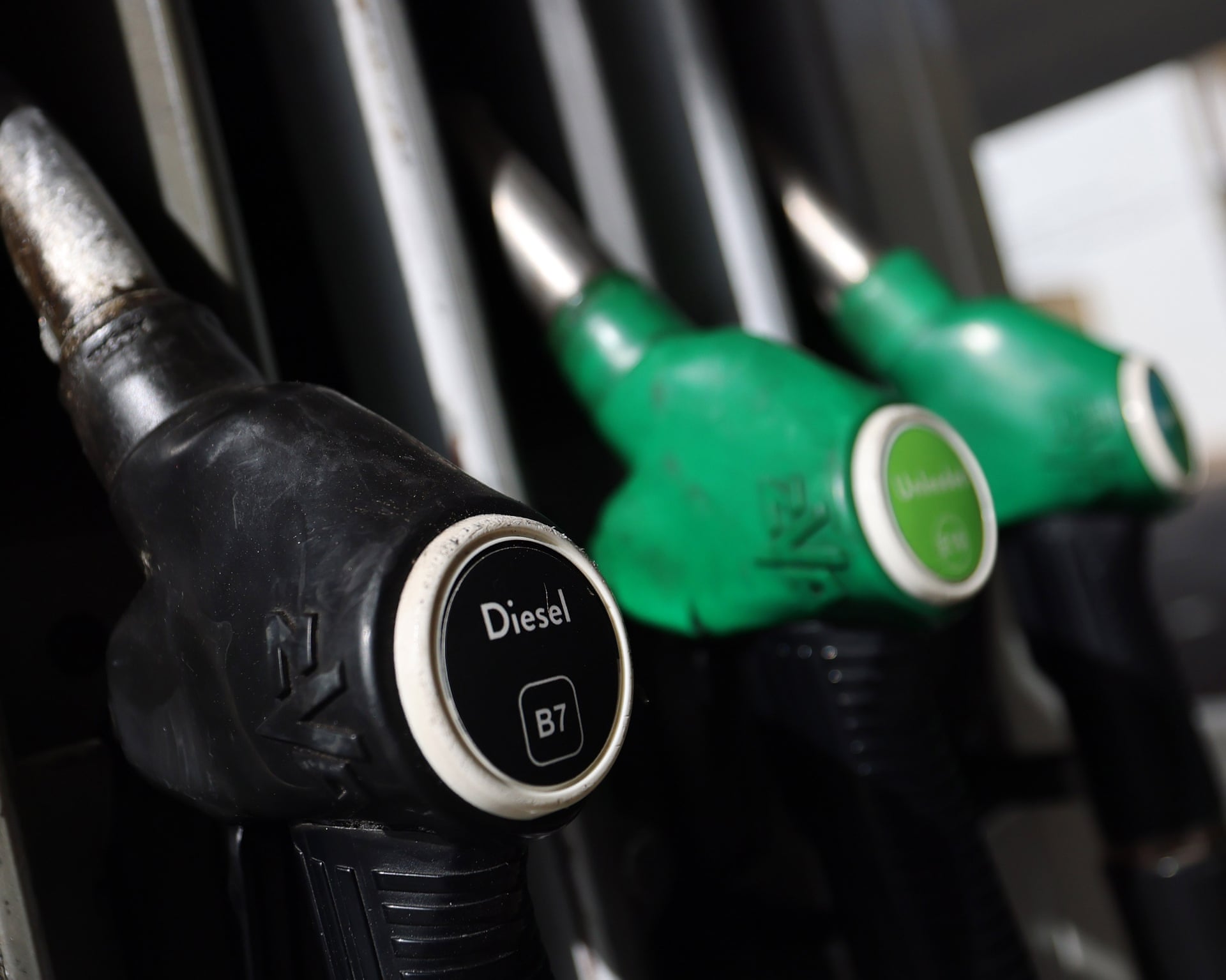 Photo: The Guardian EU energy officials meet today as a transatlantic standoff erupts over diesel prices, with the