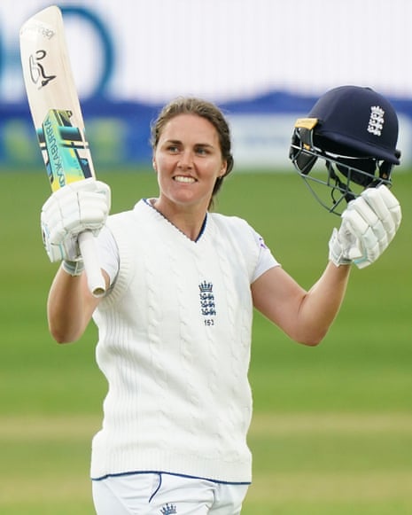 England’s Nat Sciver acknowledges the crowd as she celebrates reaching her century.