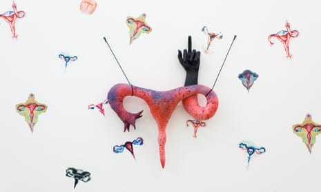 Utérus doigt d’honneur (Uterus Giving the Finger), 2017 by Annette Messager. 