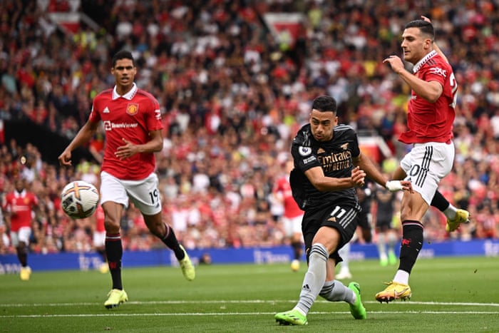 Arsenal's Brazil midfielder Gabriel Martinelli (C) scores but the goal is quickly ruled out.