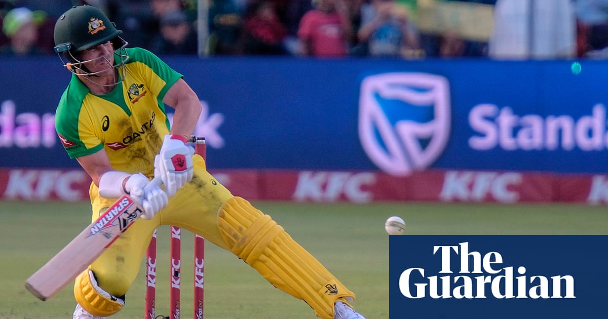 David Warner last man standing as Australia collapse in South Africa T20 defeat