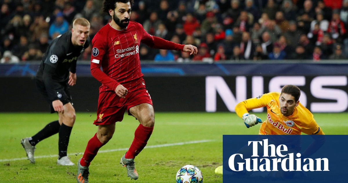 Liverpool reach last 16 after Naby Keïta and Mo Salah douse Salzburg’s fire