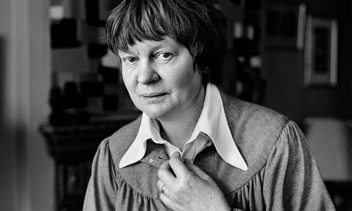 Iris Murdoch At 100 Her Books Are Full Of Passion And Disaster