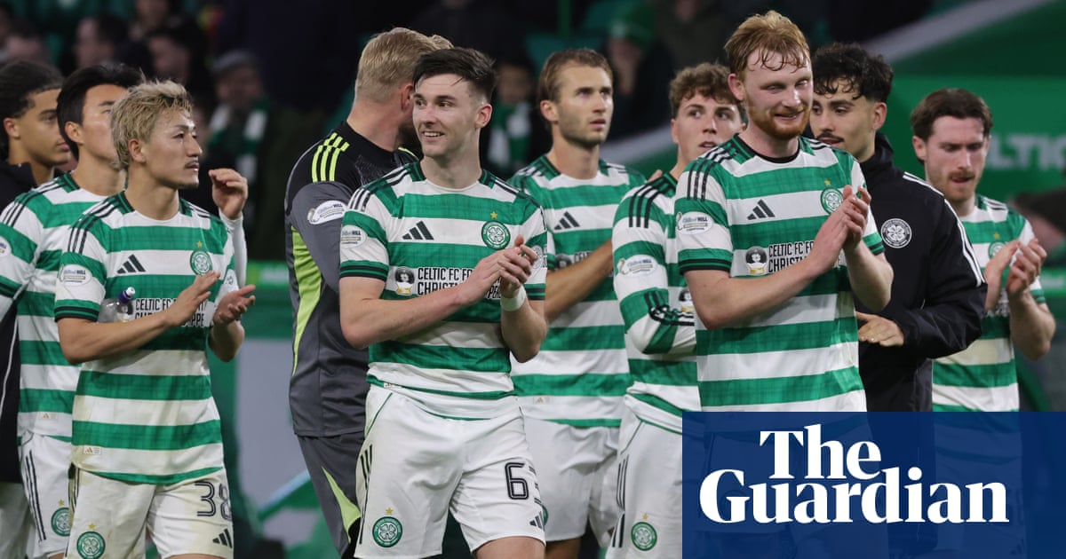 Scottish Premiership: Celtic close gap after Hearts held by Dundee United