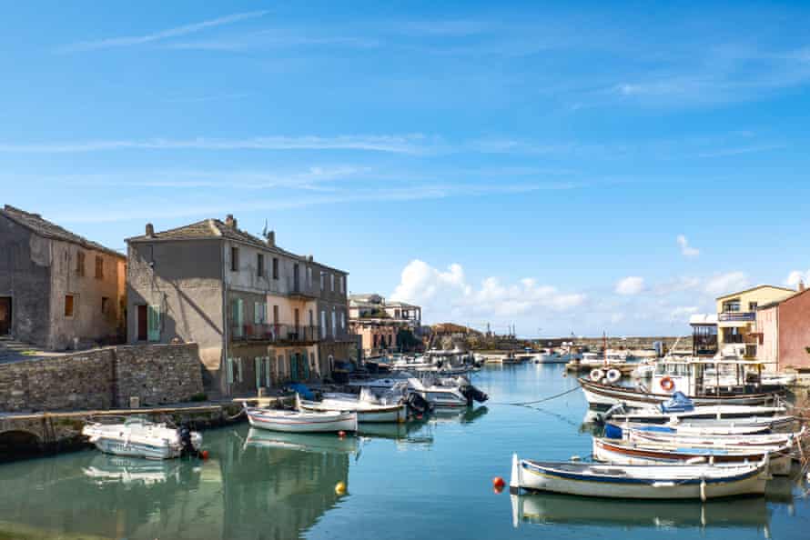 Centuri has many restaurants serving fresh seafood near the water.