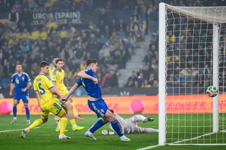 Viktor Gyökeres scores his and Sweden’s first goal in their 3-1 victory against Ukraine.