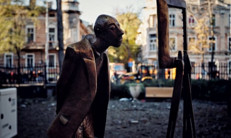 essay on russia ukraine war in english Sculpture outside Odesa’s national museum after it was bombed by Russian forces.