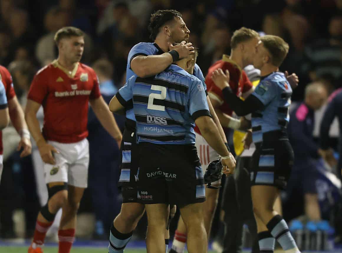 Cardiff celebrate after beating Munster
