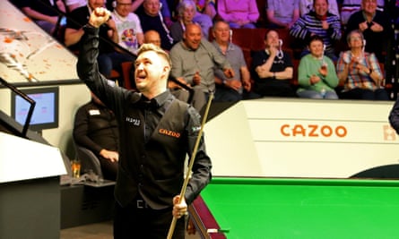 Kyren Wilson merayakan break maksimal 147 melawan Ryan Day.