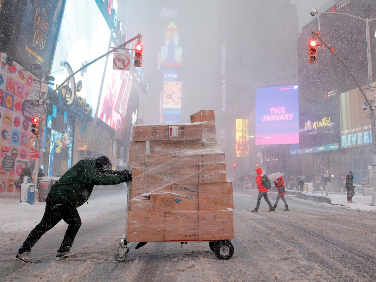 Times Square Braces For One Of Coldest New Year S Eve Parties On Record New York The Guardian