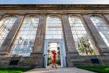 Prof Julia Knights, regius keeper and CEO of RBGE, officially opening the doors.