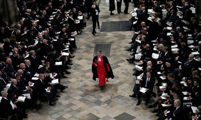 Guests arriving at Westminster Abbey.