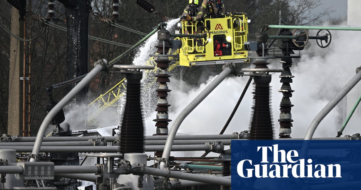Cash, emergency food and wind-up radios: How to survive a power outage