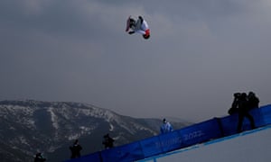 Ayumu Hirano of Japan leaves the halfpipe behind for a couple of seconds.
