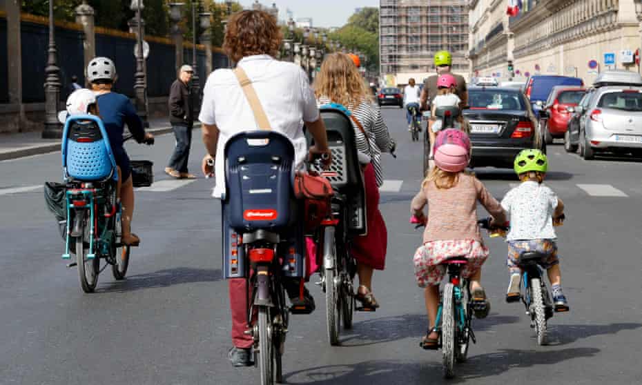 People cycling on a car-free day in Paris