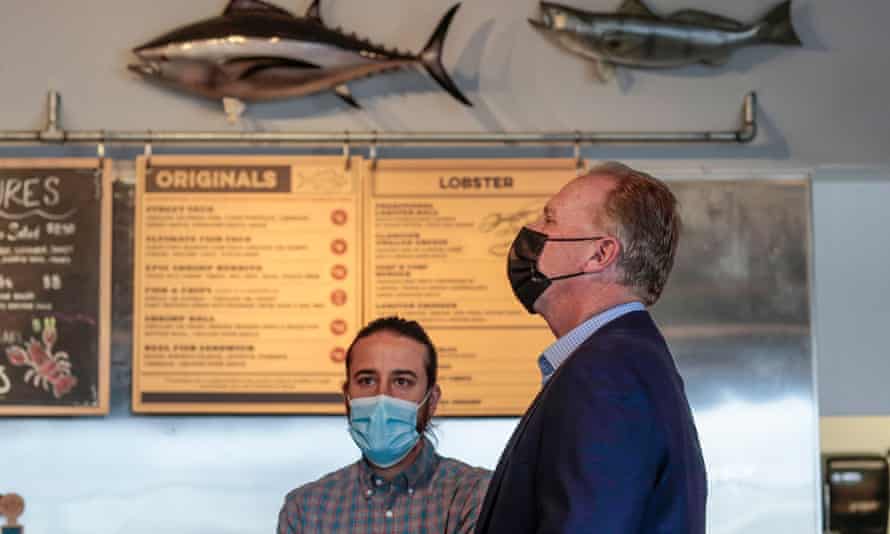 Kevin Faulconer, former San Diego mayor, campaigns for governor in Huntington Beach.