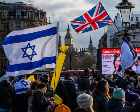 London, UK. 14th Jan, 2024. Stand with Israel Rally Trafalgar Square, marking 100 days since the attacks of October 7th. To demand the immediate release of the more than 130 hostages still held in captivity in Gaza. Organised by many groups including the Board of Deputies of British Jews. The campaign us the hashtag #BringThemHome. Credit: Guy Bell/Alamy Live News<br>2WC71AM London, UK. 14th Jan, 2024. Stand with Israel Rally Trafalgar Square, marking 100 days since the attacks of October 7th. To demand the immediate release of the more than 130 hostages still held in captivity in Gaza. Organised by many groups including the Board of Deputies of British Jews. The campaign us the hashtag #BringThemHome. Credit: Guy Bell/Alamy Live News