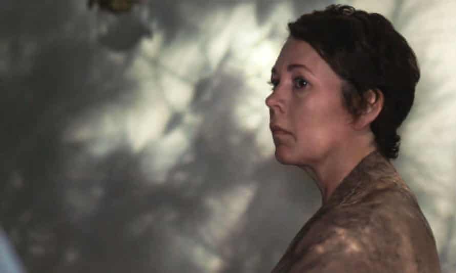 Olivia Colman in The Lost Daughter.