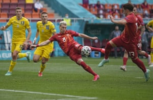 Ezgjan Alioski of North Macedonia scores his team’s first goal.