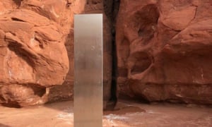 Helicopter pilot finds 'strange' monolith in remote part of Utah