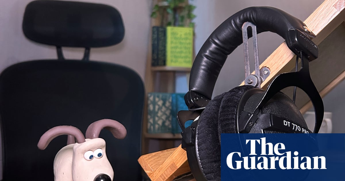 Martin Freeman to Voice Gromit for First Time in Upcoming Autobiography Audiobook