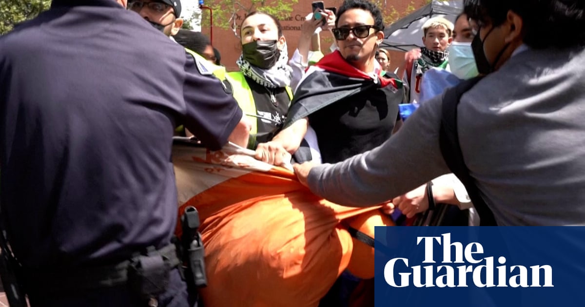 Arrests as police clash with students demonstrating at US universities against war in Gaza – video