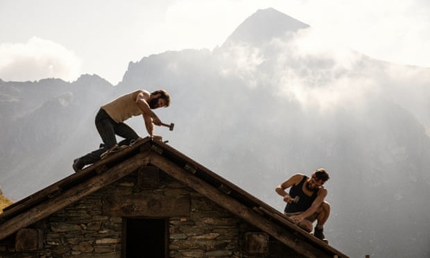 Where the air is clear … Luca Marinelli and Alessandro Borghi in Le Otto Montagne (The Eight Mountains)