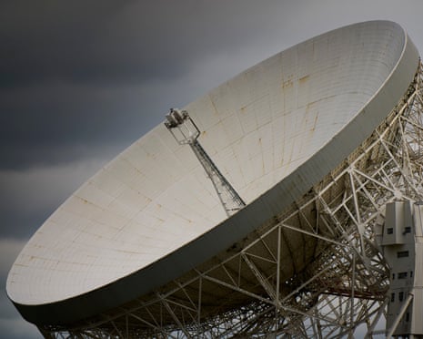 Close-up view of the white radio telescope
