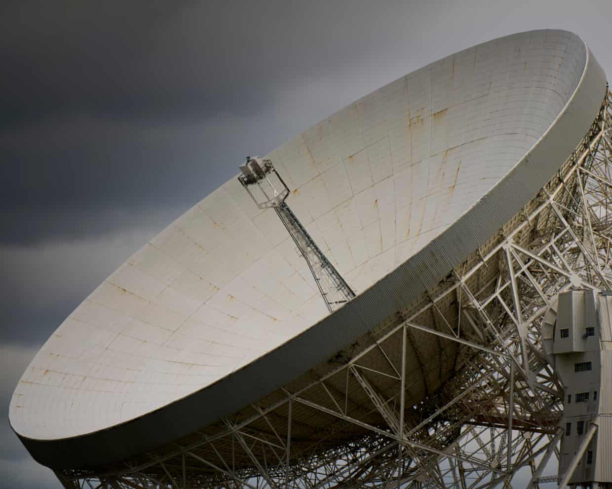 Lebih dari 100 Tokoh Desak Pemerintah Inggris Selamatkan Observatorium Jodrell Bank