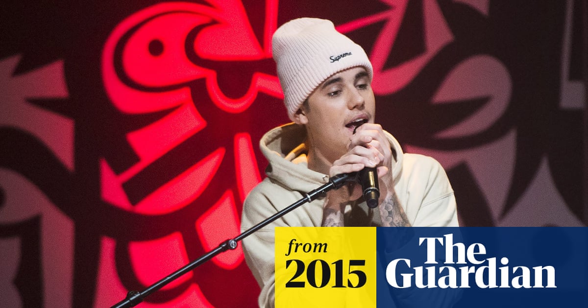 Justin Bieber tells fans to buy NHS Choir song and make it Christmas No 1 Justin Bieber tells fans to buy NHS Choir song and make it Christmas No 1