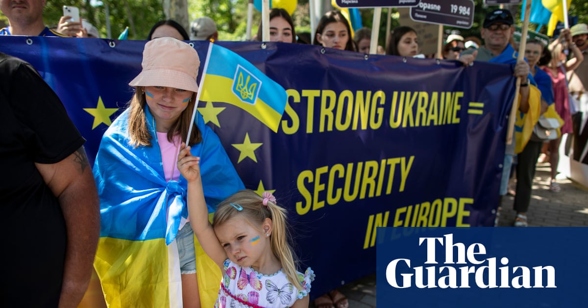 Westerners in no mood for concessions to Russia in Ukraine, poll finds