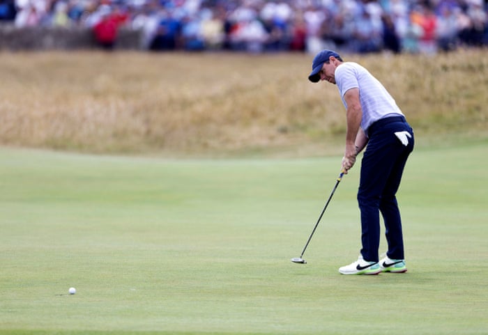 Rory putts on the 1st. Let’s go.