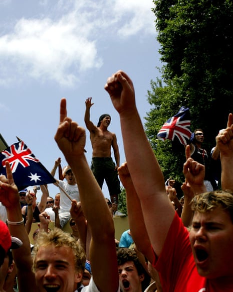 A crowd gathers outside Northies hotel at Cronulla after a man was chased inside on Sunday 11 December 2005
