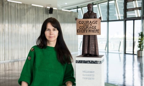 Artist Gillian Wearing with a model of suffragist leader Millicent Fawcett. She is the first female artist to create a statue for Parliament Square.