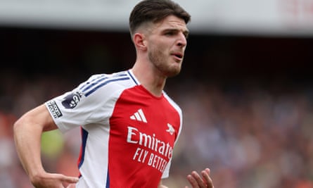 Declan Rice playing for Arsenal.