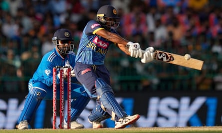 Kamindu Mendis hits out against India