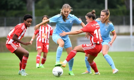 Stephanie Gerken (centre) in action against Union Berlin in Viktoria’s opening league game of the season, their only defeat so far