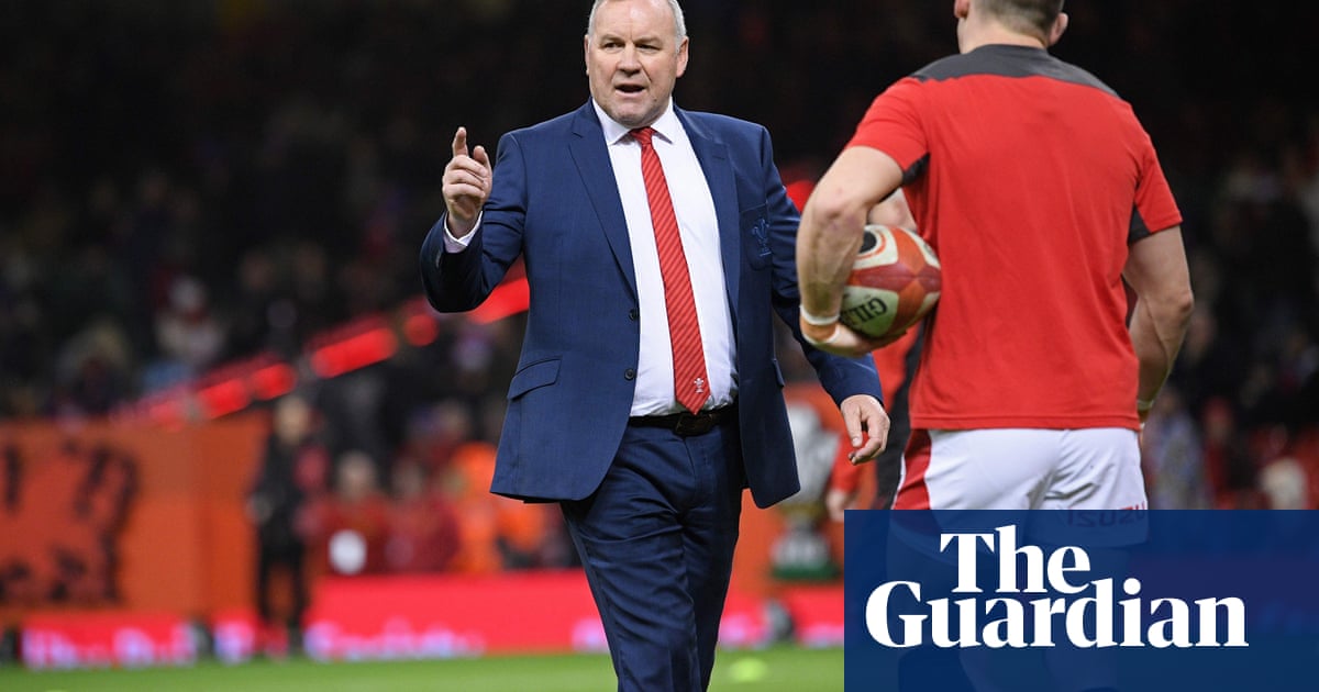 Wayne Pivacs struggling Wales are caught between two stools | Paul Rees