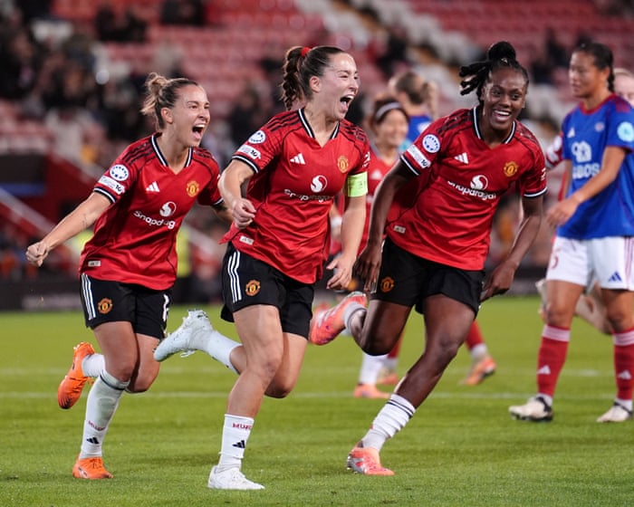 Le Tissier realises WCL dream to earn Manchester United win against Vålerenga