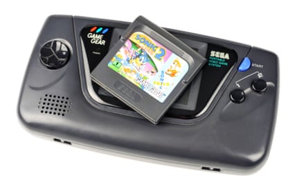 Feasted on batteries ... Sega Game Gear, 1990.