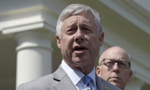 Fred Upton: 'Congress needs to hold President Trump to account. '