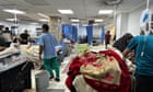 Israeli forces at gates of Gaza's main hospital with hundreds trapped