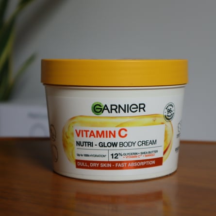 A tub of Garnier Vitamin C Nutri-Glow Body Cream with Mango.