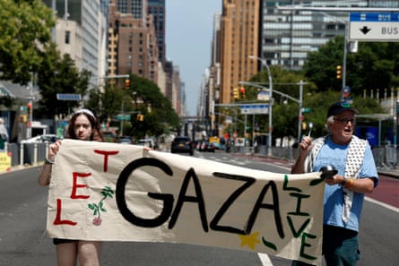 ‘Let Gaza live’